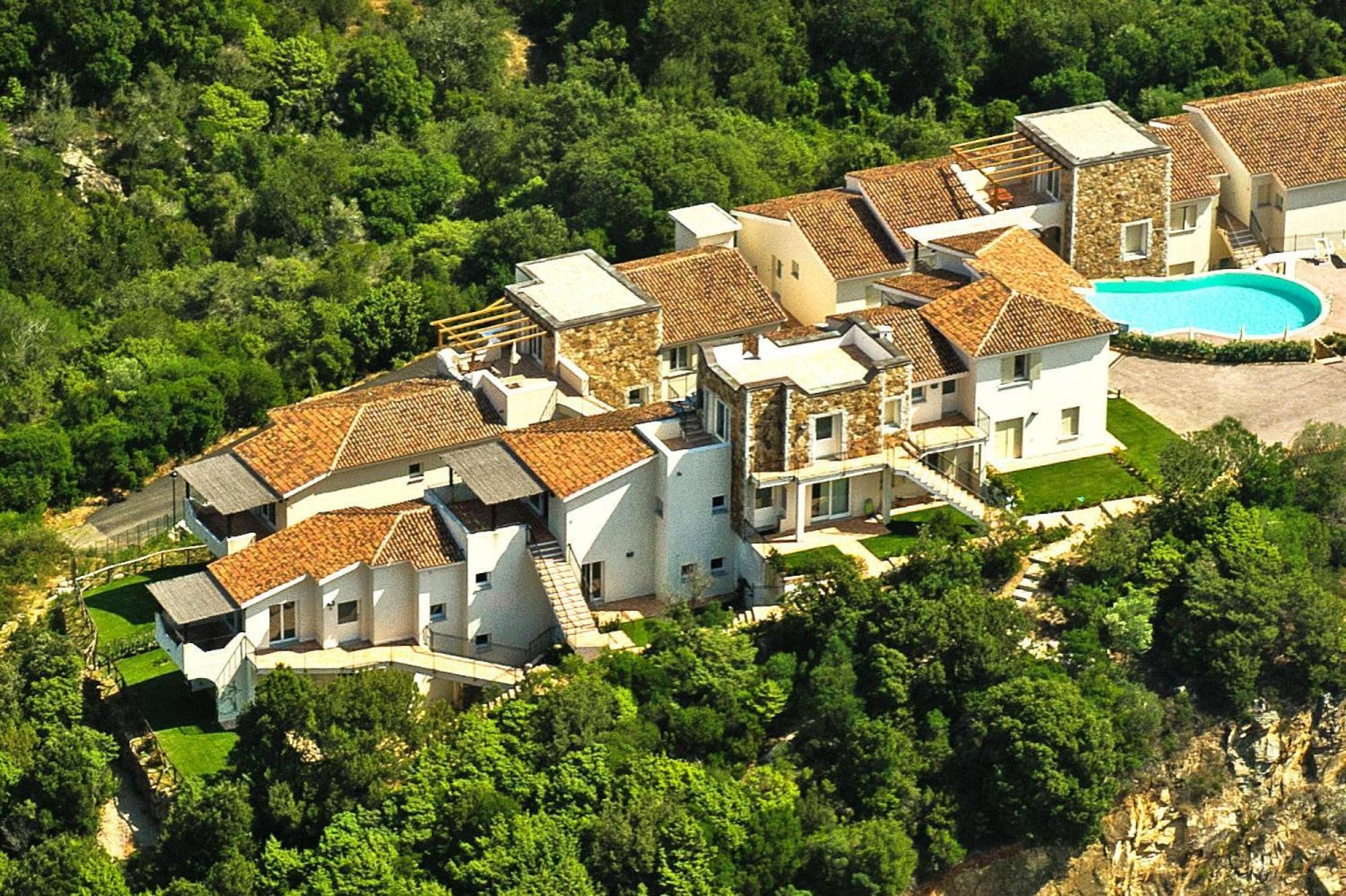 Apartment In Golfo Aranci With Terrace Cala Bitta エクステリア 写真