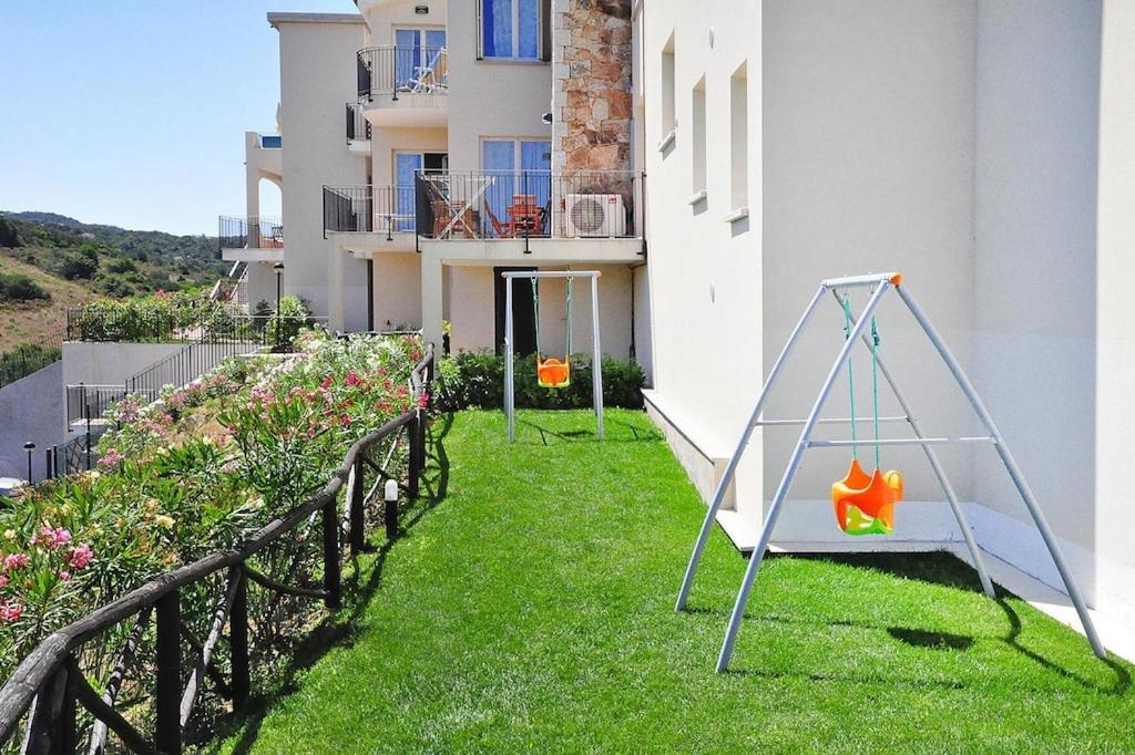 Apartment In Golfo Aranci With Terrace Cala Bitta エクステリア 写真